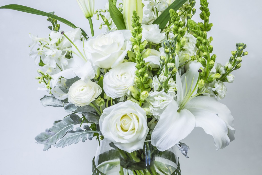 Classic White Vase Large Cottage Garden