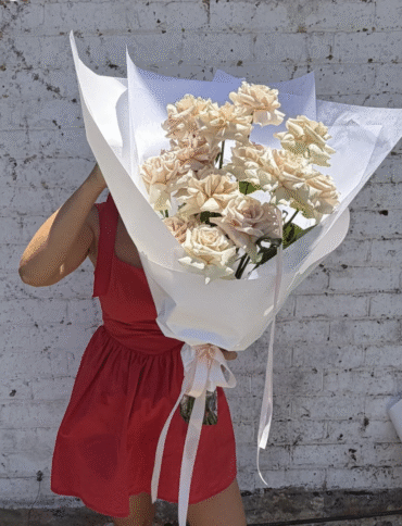 Nudie Rudie Reflexed Rose Bunch